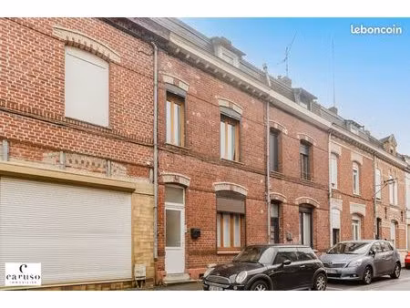 immeuble 6 pièces 109 m²