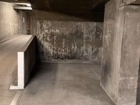 lot de 3 parking loués