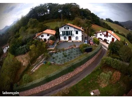 grande maison individuelle