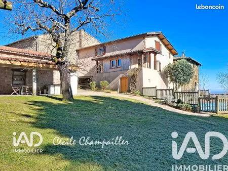 maison 7 pièces 153 m²