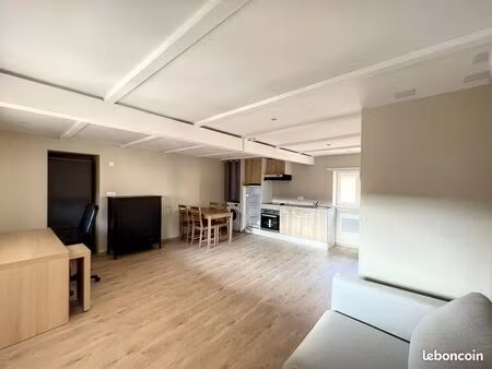 ensemble immobilier composé de 2 studios / spécial investisseur