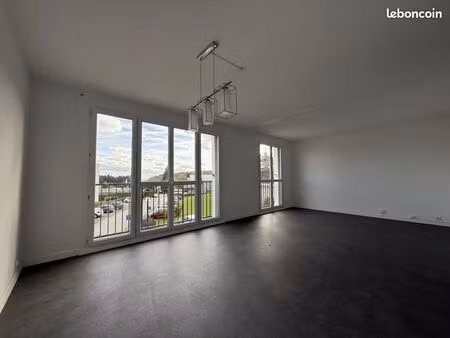 appartement 3 pièces 72 m²