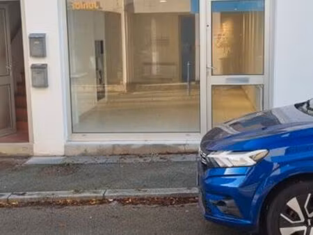 local commercial de 45m2 au centre ville