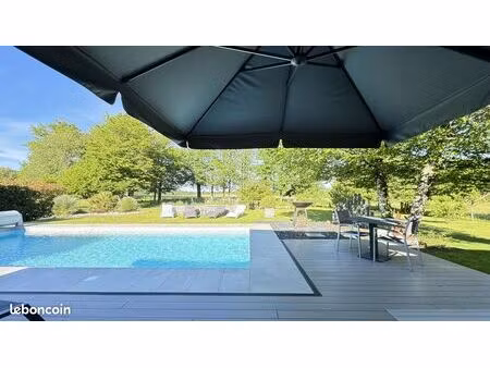 maison 5 pièces 141 m²