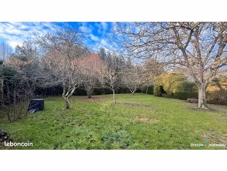 terrain 880 m² saint berthevin