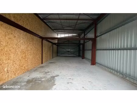 box de 85m² à louer  idéal pour artisan