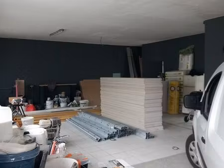 local 130m² à saint pierre des corps