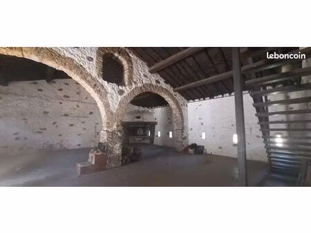 maison 7 pièces 328 m²