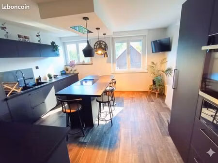 maison 150m2 avec piscine