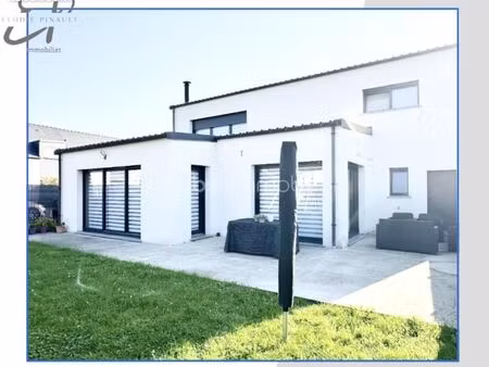 maison 7 pièces 182 m²