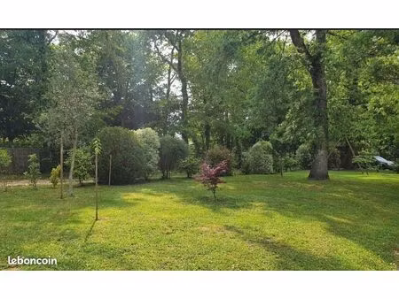 terrain 477 m² plaisir