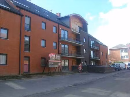 a louer ransart : appart 2 chambres avec garage