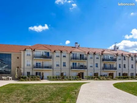 studio 1 pièce 24 m²