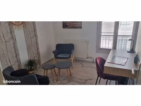 bureau à louer - idéal professions libérales et conseil à laval :