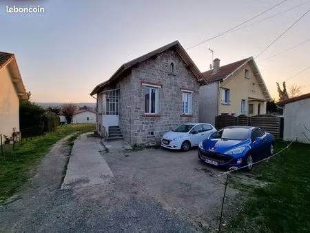 location maison en pierre