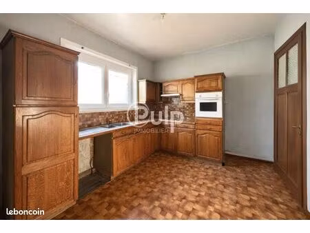 immeuble 5 pièces 120 m²