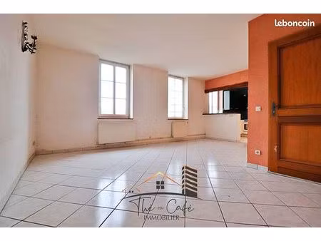 appartement 4 pièces 80 m²