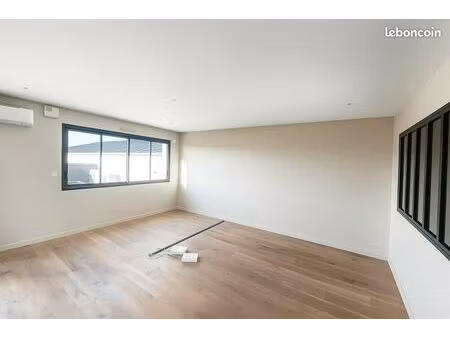 bureaux 60 m² aytre