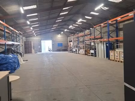 bâtiment industriel