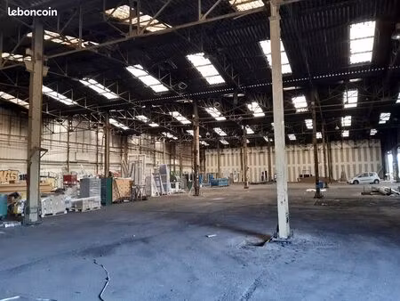 local d'activite 2308 m² tours