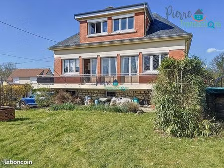 pavillon 5 pièces 100 m²