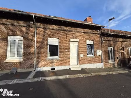 maison 5 pièces 63 m²