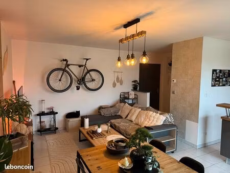 appartement 2 pièces à basse-goulaine - résidence de standing avec parking