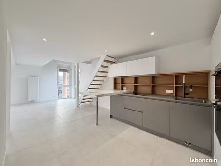 appartement 4 pièces 113 m²