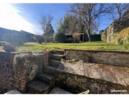 immeuble 5 pièces 106 m²