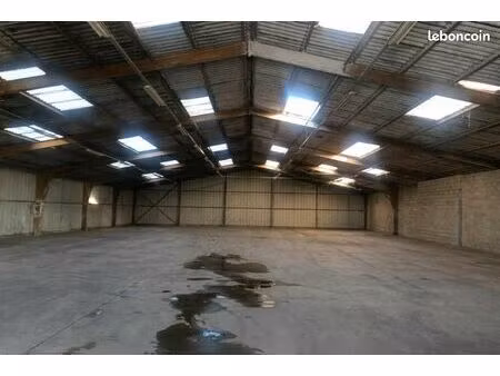 appartement 3 pièces 1 016 m²