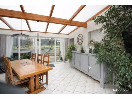 maison 7 pièces 214 m²