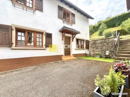 propriété 5 pièces 112 m²