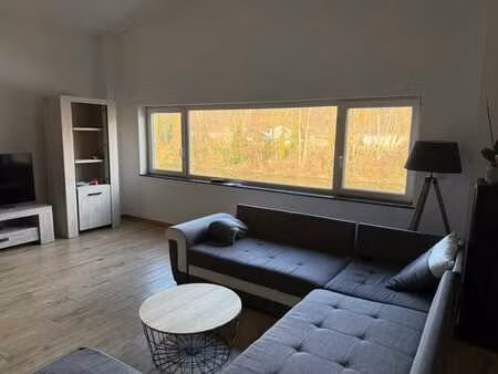 ? à louer – grand appartement – zoning de sclayn ( andenne)