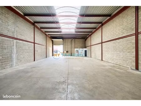 local bureaux 380 m²