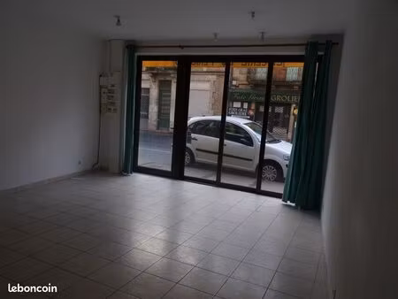 local commercial à louer