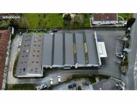 a vendre local 1500 m² pau