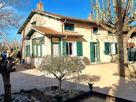 maison 15mn nord de grenade