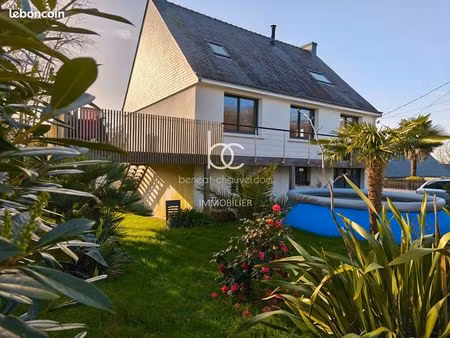 maison 8 pièces 156 m²