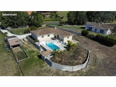 maison 6 pièces 140 m²