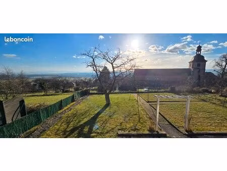 maison individuelle sur 7 ares (4 chambres)