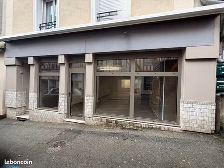local commercial 71 m²
