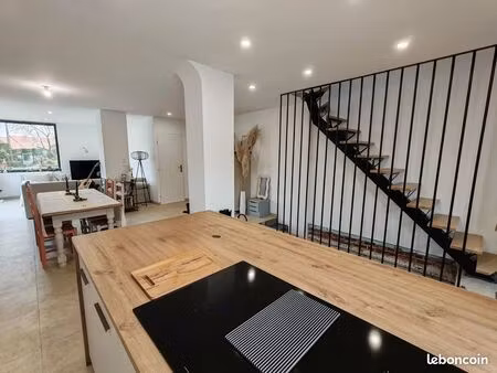 maison de ville 4 pièces 100 m²