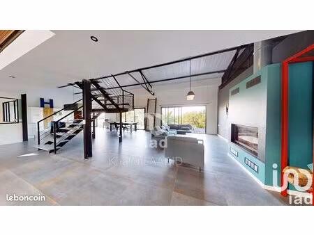 maison 7 pièces 269 m²