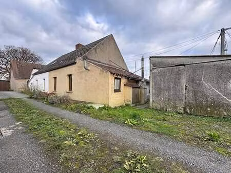 maison semi individuelle à rénover à pecq avec beau potentie