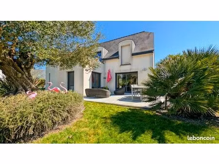 maison 7 pièces 208 m²