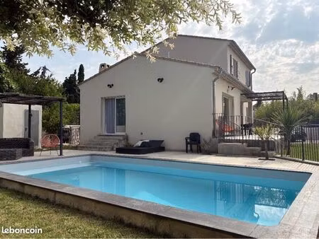 maison à sainte cécile les vignes