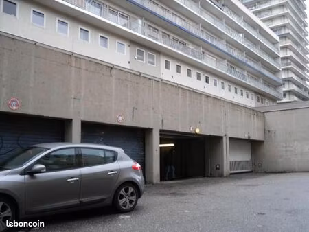 parking 10 m² metz