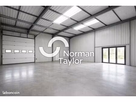 local d'activité 220 m²