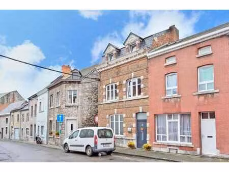 maison cherche famille pour adoption