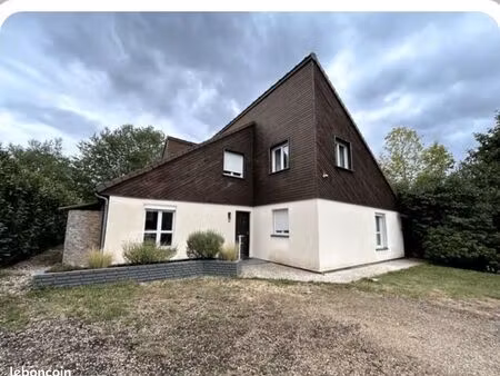 maison 9 pièces 228m2